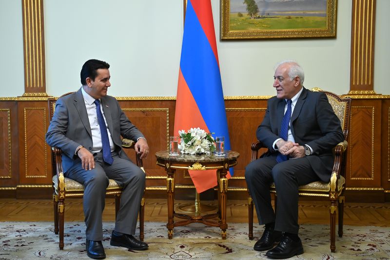 Նախագահն ընդունել է Հայաստանում Իրաքի գործերի ժամանակավոր հավատարմատարին
