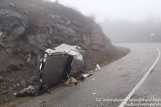 Պառավաքար-Իջևան ավտոճանապարհին մեքենան կողաշրջվել է. կա տուժած