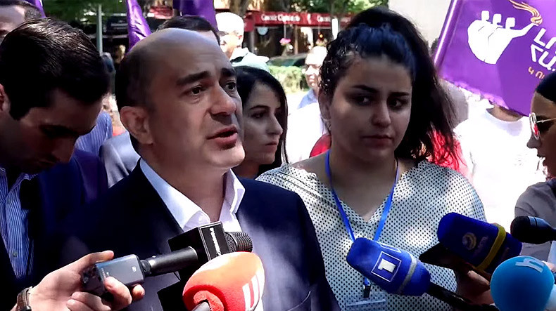 Բոլորը պետք է մի կողմ դնեն իրենց քյաբաբային ելույթները և կենտրոնանան մեր երկրի խնդիրների վրա. Մարուքյան