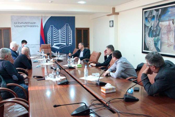 Քերոբյանը հանդիպել է ջերմատնային տնտեսությունների ներկայացուցիչների և այգեգործությամբ զբաղվող տնտեսվարողների հետ