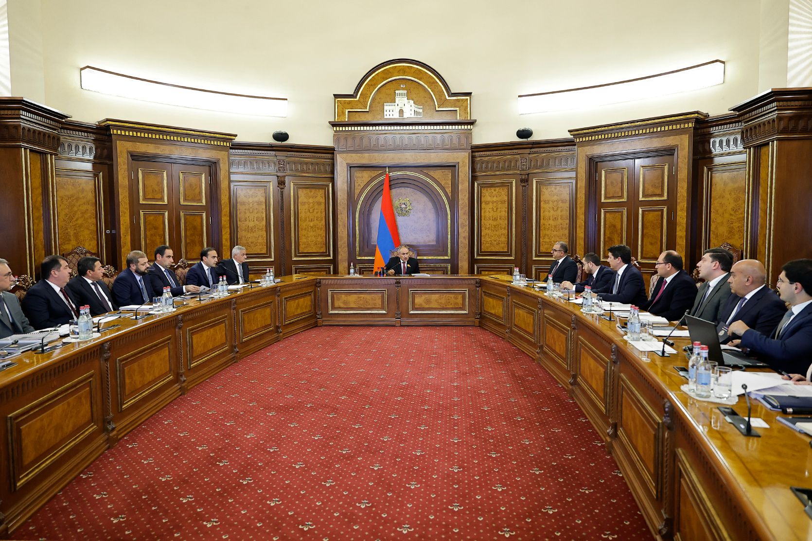 Փաշինյանի գլխավորությամբ տեղի է ունեցել Հանրային ներդրումային կոմիտեի 8–րդ նիստը