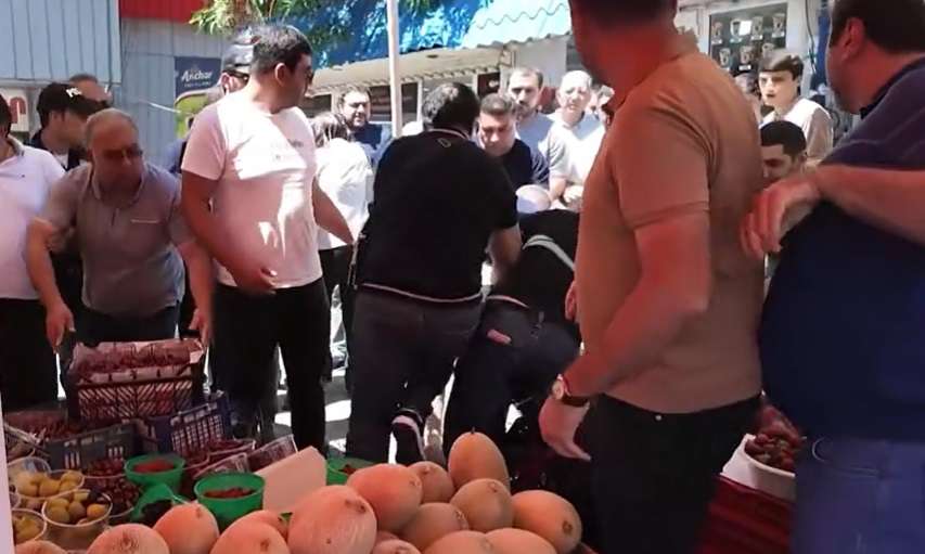 «Իբր քաղաքապետարանի աշխատակիցներն են վաճառողների ապրանքները շուռ տվել». Կոստանյանը իրական տեսանյութն է հրապարակել