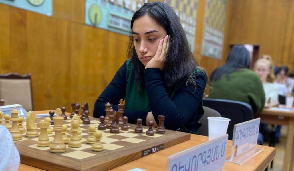 Հայաստանի տղամարդկանց շախմատի առաջատարը հաղթեց, իսկ կանանցը՝ պարտվեց