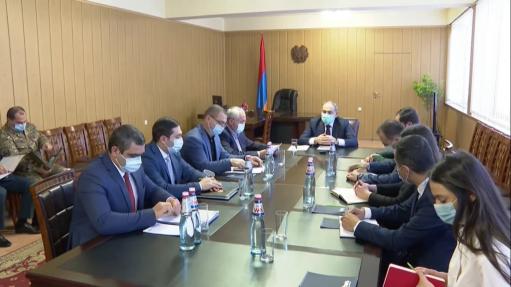 Նիկոլ Փաշինյանն այցելել է Արարատի մարզ, խորհրդակցություն անցկացնել մարզպետարանում (տեսանյութ)